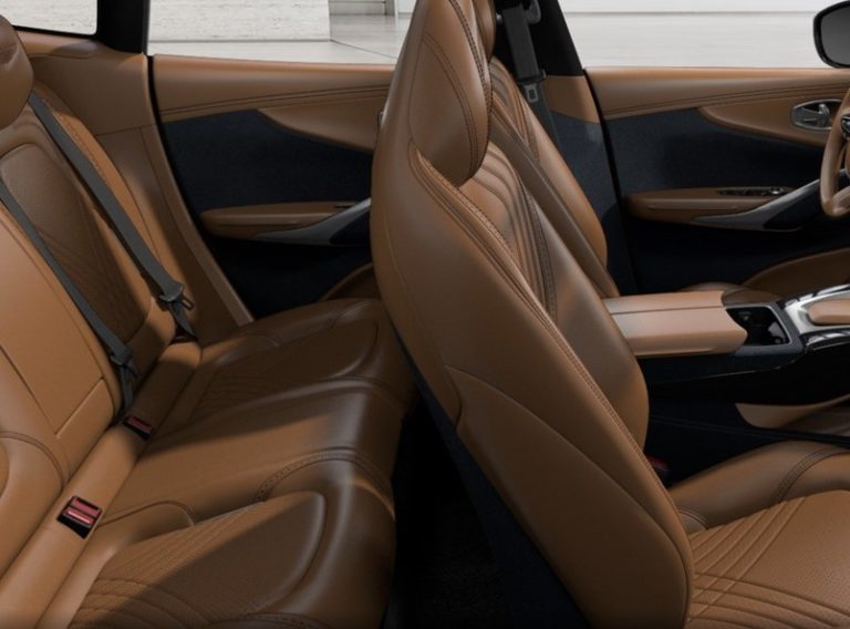 Interior-Aston-Martin-DBX-2020