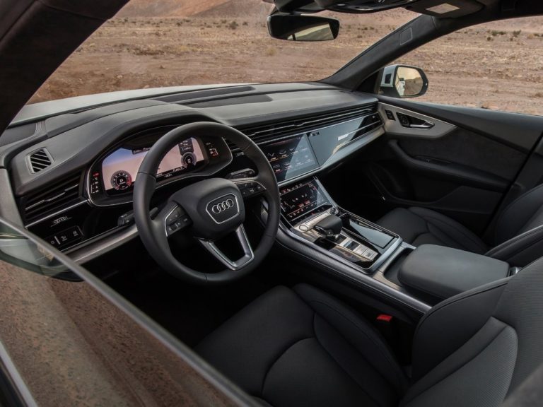 Interior Audi Q8 2019