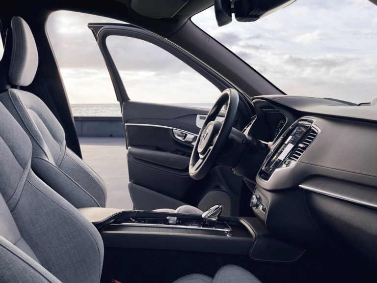 Interior-Volvo-XC90-2019