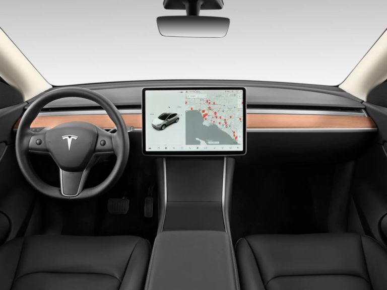 Salpicadero Tesla Model Y 2021
