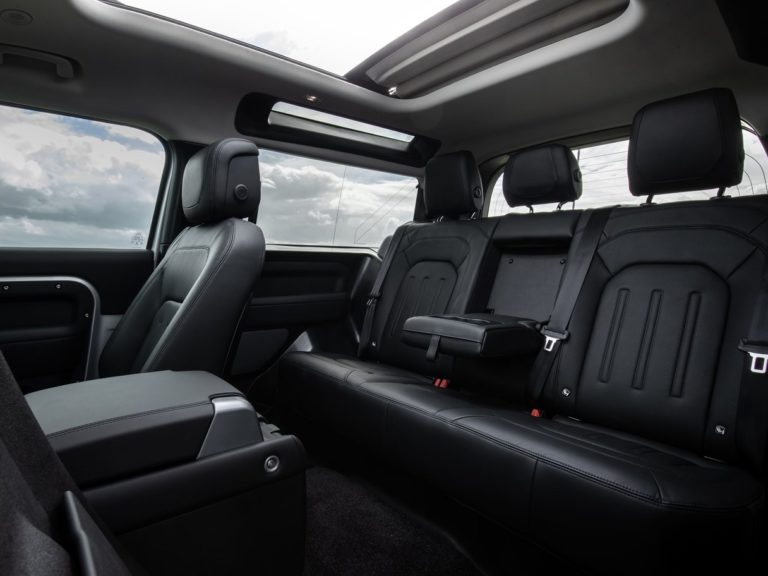Interior Land-Rover Defender 90 2020